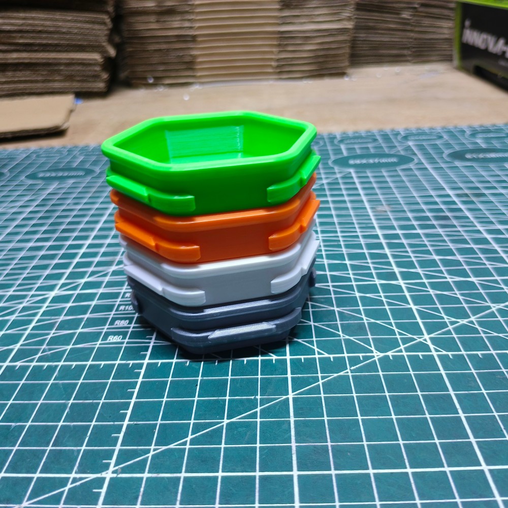 Token Tray Board Game Storage  - Board Game Vector 评论和价格