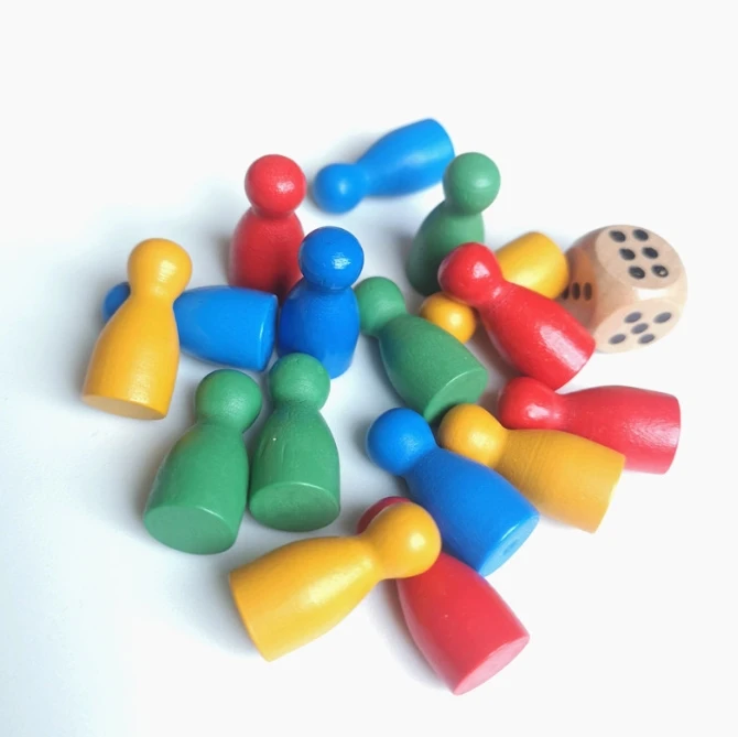 100 Pcs Colorful Wooden Chess  - Board Game Vector 评论和价格