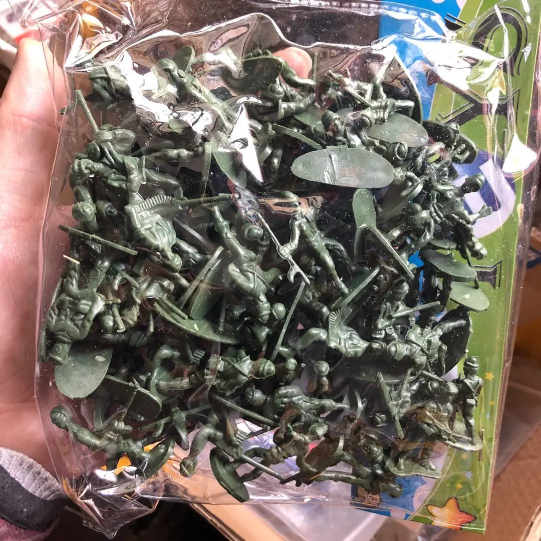 100pcs/lot Hot Bag Soldier Toy - Board Game Risk 评论和价格