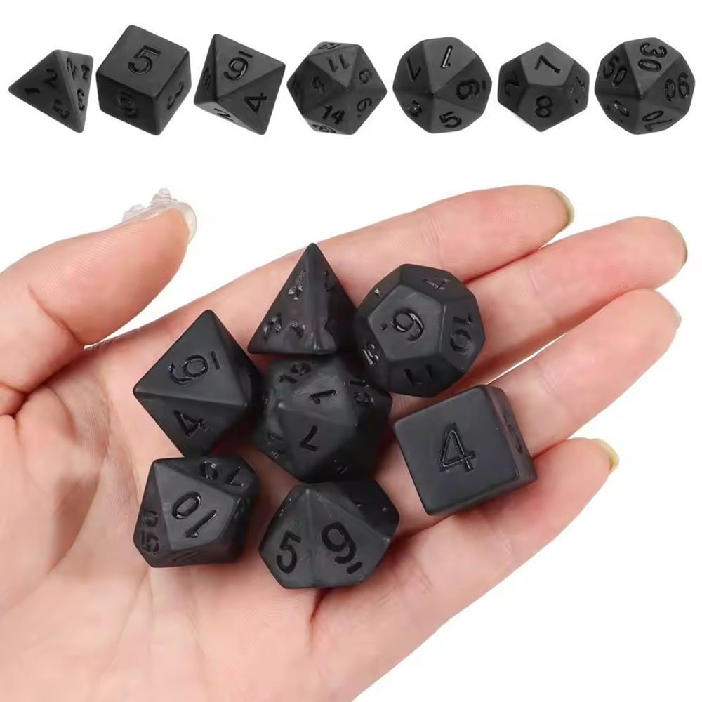 7pcs/set New Black Dices, Poly - Board Game Font 评论和价格